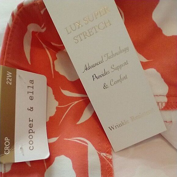 Cooper & Ella Pull On Cropped Pants Womens Plus Size 22W Coral/White NWT - Picture 9 of 10